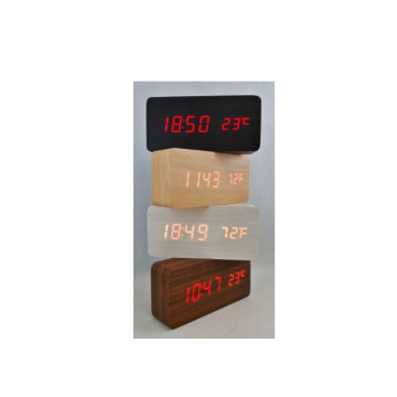 Digitálny LED budík s dátumom a teplomerom EuB8466 hneda-červené čísla, 15cm Digitálny LED budík s dátumom a teplomerom EuB8466 hneda-červené čísla, 15cm