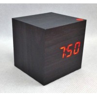 Čierny LED budík kocka s dátumom EuB 8467, 6 cm